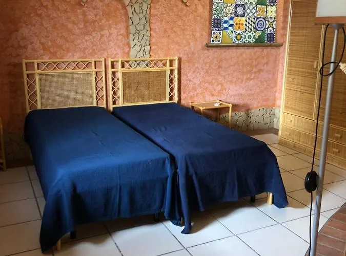 Oasi Bochini Semesterbostad *