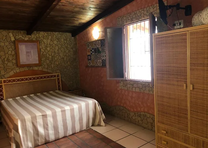 Semesterbostad Oasi Bochini